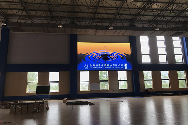 浙江溫州協(xié)和P4LED顯示屏項(xiàng)目由上海智彩科技設(shè)計(jì)、安裝